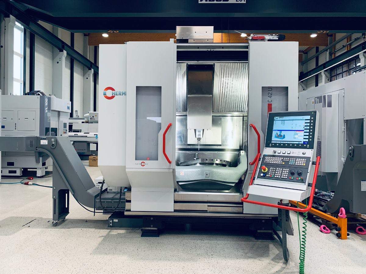 Hermle C42 U - Dynamic 5-Achs Bearbeitungszentrum 2015