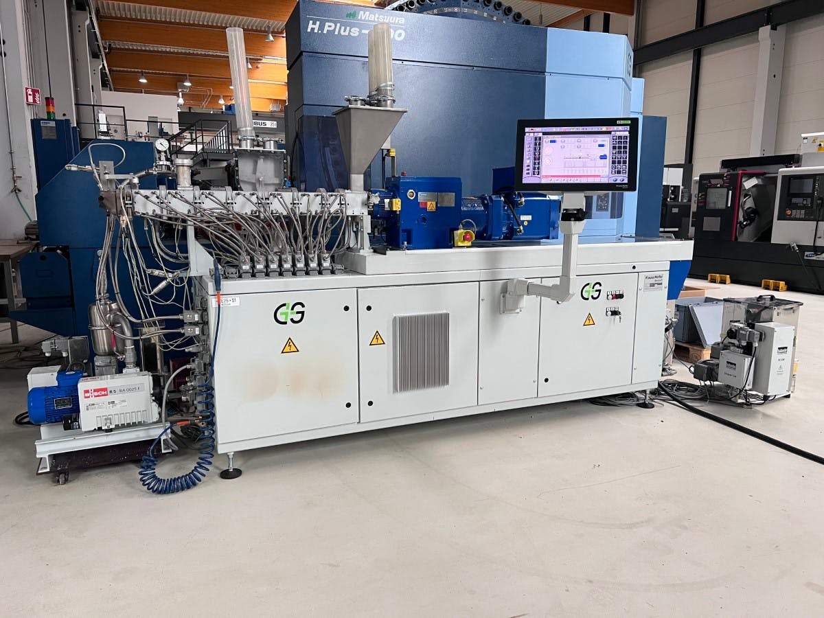 Krauss Maffei ZE25A x 47D UTXi-UG Doppel-Schnecken Extruder 2017