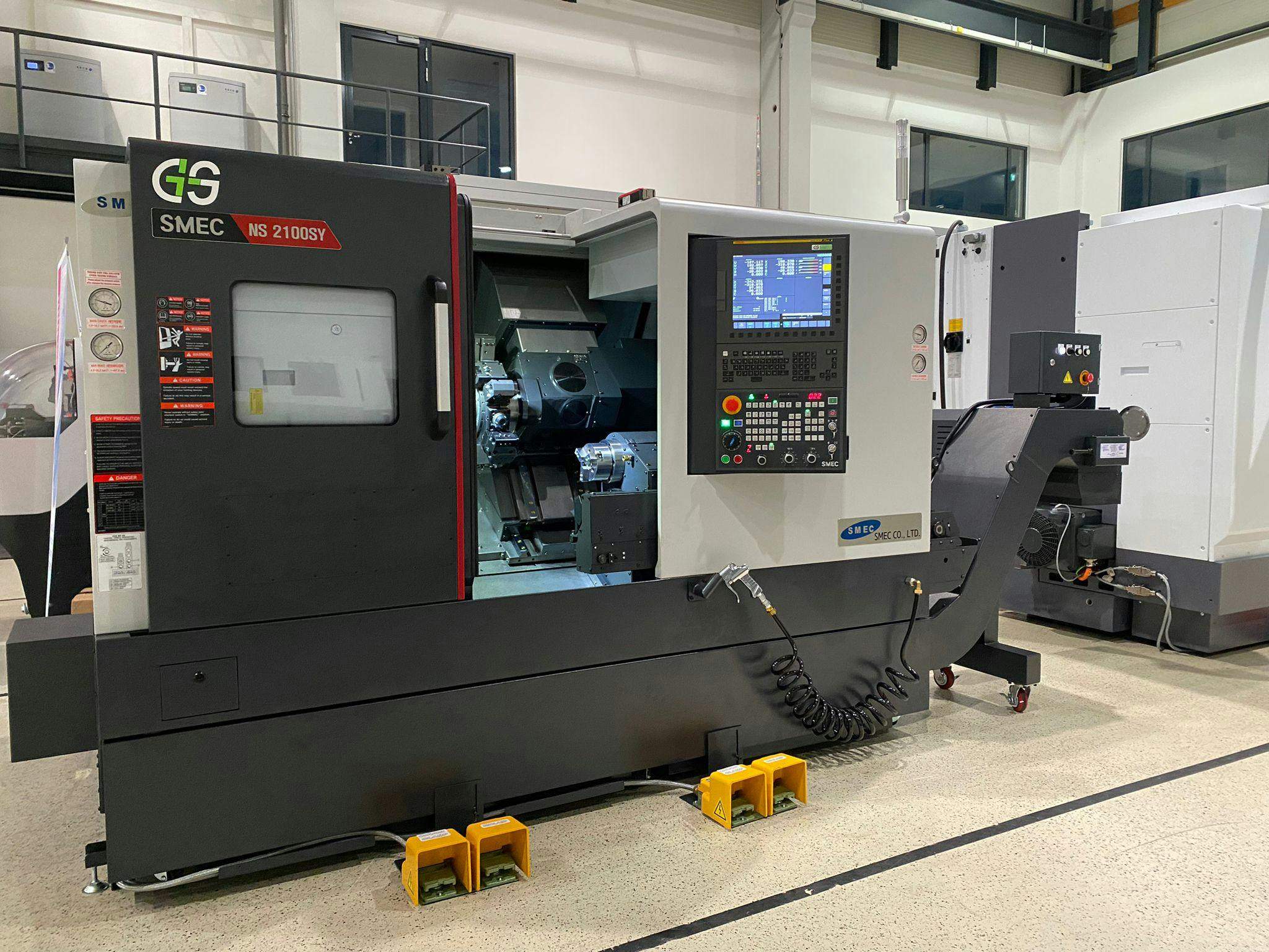 SMEC NS 2100 BSY CNC Drehmaschine 2022