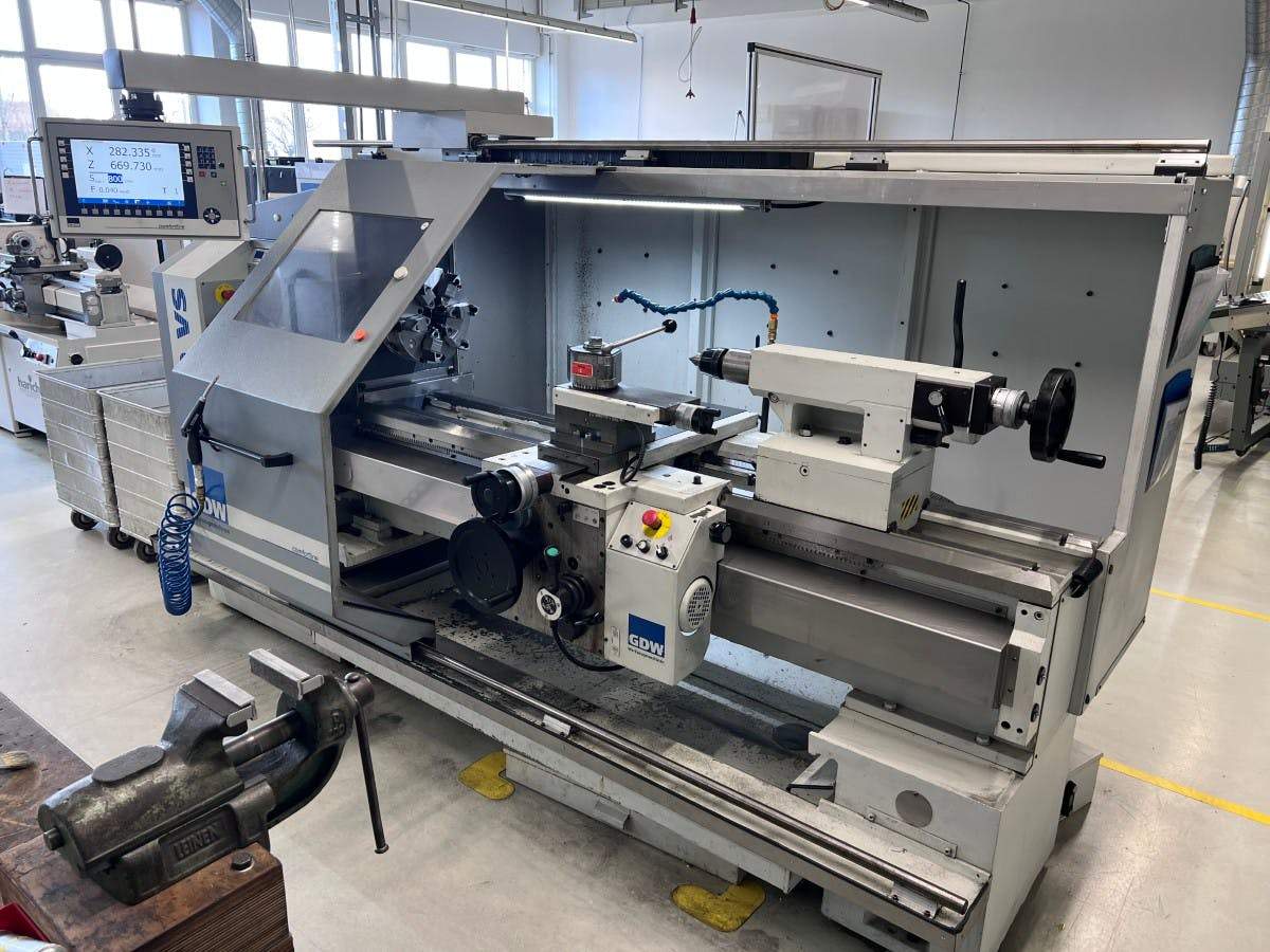 GDW LZ 600 VS Drehmaschine - konventionell 2018