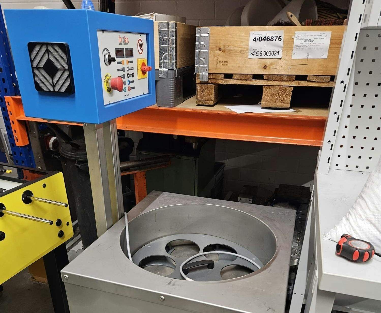 Forplan Ergomag PM 3000 Magnetic vibratory finishing machine 2023
